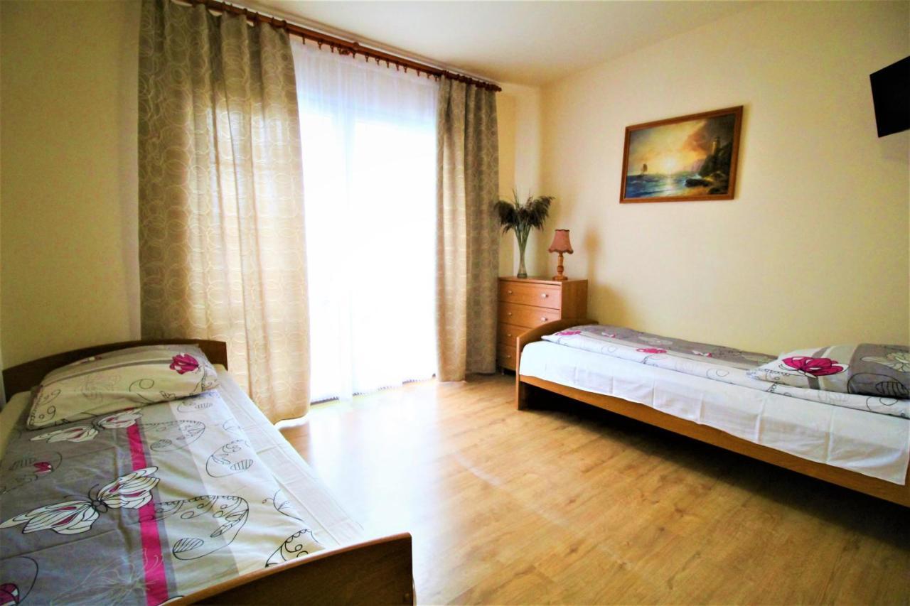 Michalek W Rowach Bed and Breakfast Rowy  Buitenkant foto