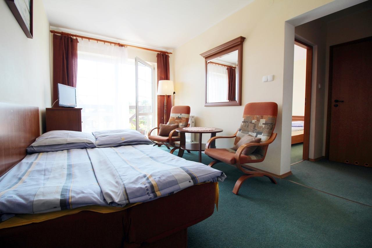 Michalek W Rowach Bed and Breakfast Rowy  Buitenkant foto